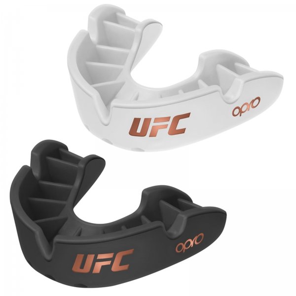 Chrni zubov OPRO Bronze UFC